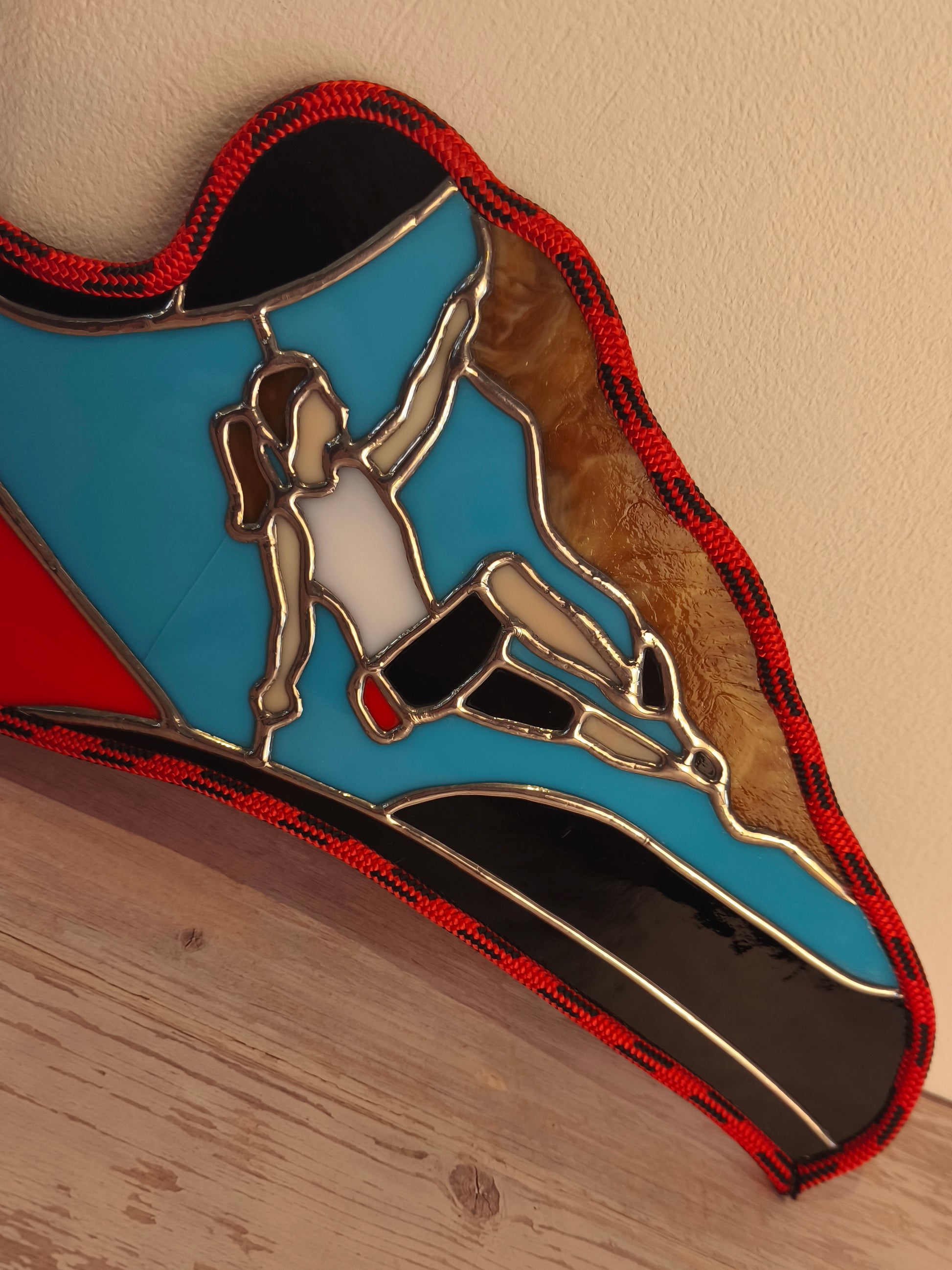 Terra Vitrae - Créations en vitrail et verre fondu, inspirées de la nature et la montagne