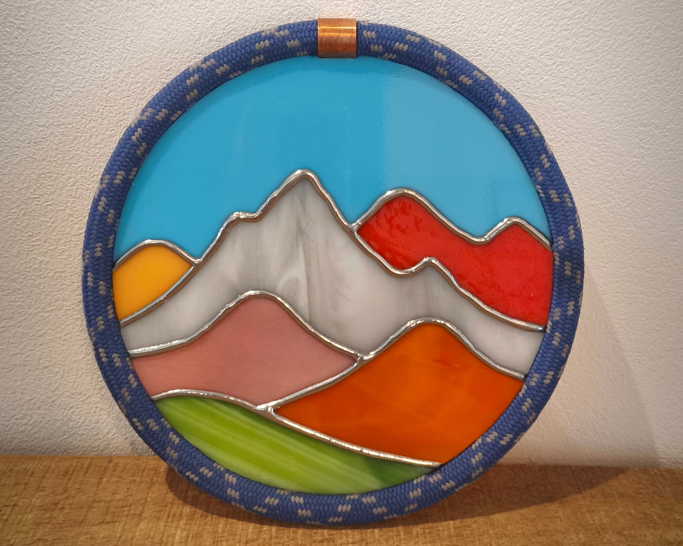 Terra Vitrae - Créations en vitrail et verre fondu, inspirées de la nature et la montagne