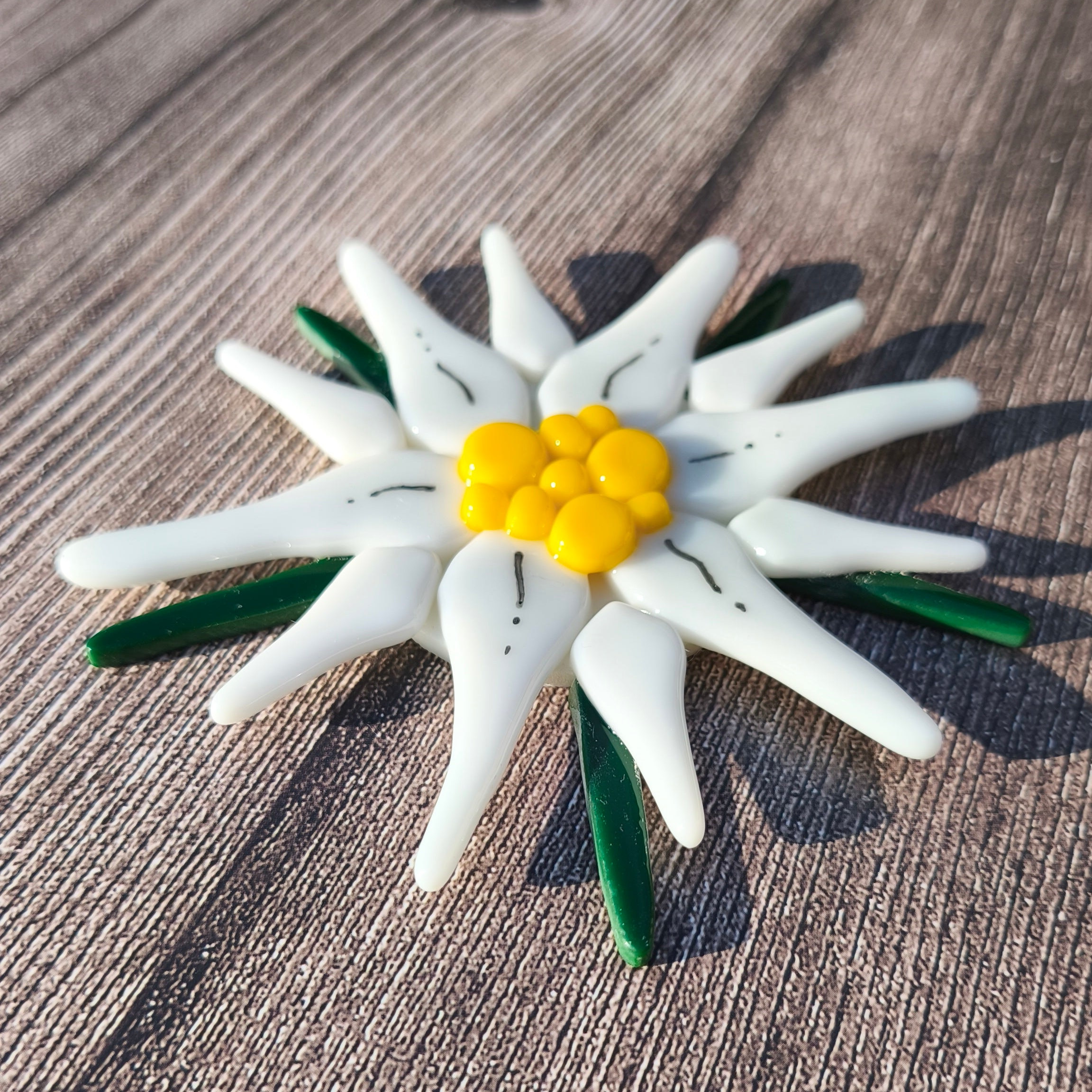 Terra Vitrae - Créations en vitrail et verre fondu, inspirées de la nature et la montagne